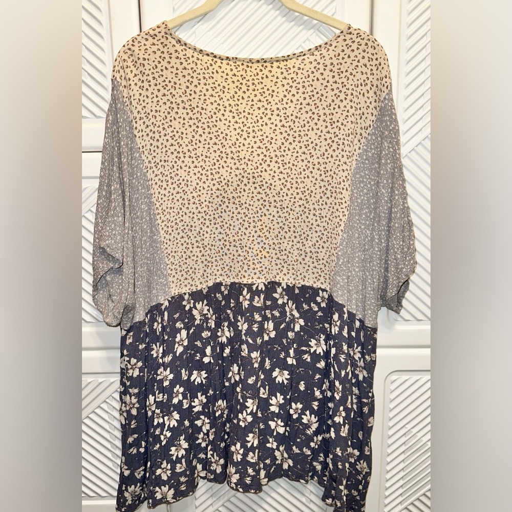 Multi-Pattern Womens Top - Picture 3 of 5